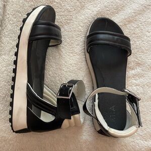 MIA Black and White Sporty Sandals with Chunky Sole
